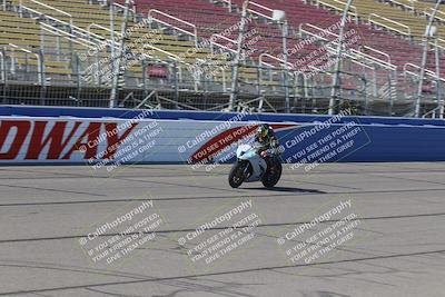 media/Aug-27-2022-Fastrack Riders (Sat) [[c588535105]]/Level 4/Session 1 Start Finish/